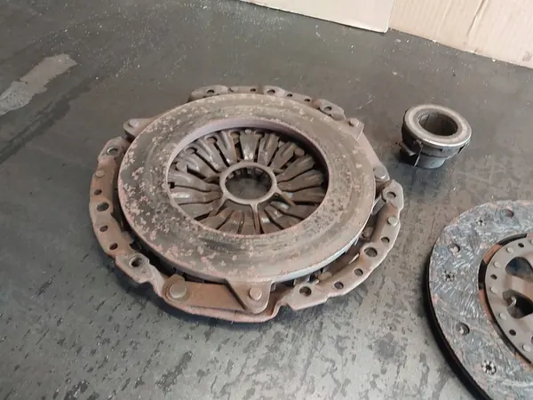 Conjunto de embreagem BMW 5 E39 520i M52B20TU 1223688 image 6