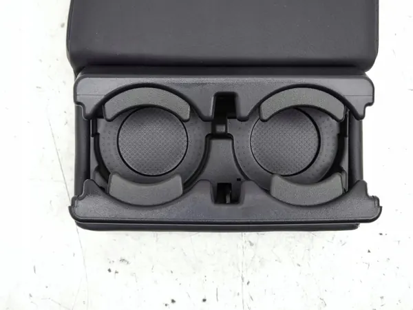 Accoudoir arrière Mitsubishi Outlander 2008 OEM AMD150711 image 8