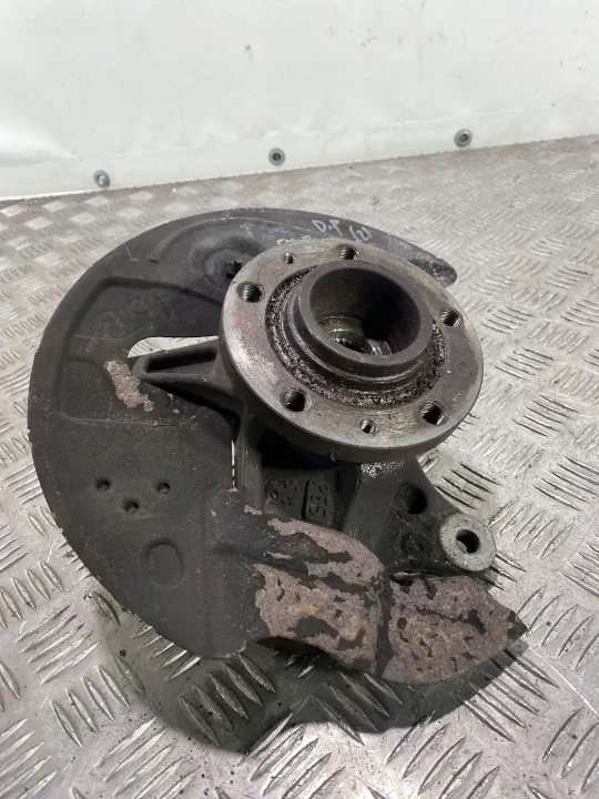 Peugeot Framhjulsnav OEM FBZ20550 - Begagnad image 3