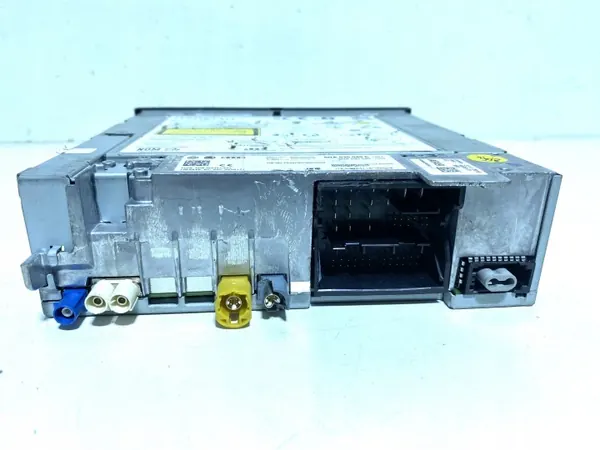 MIB2-navigointilaite OEM 5NA035045E VW Passat B8:lle image 3