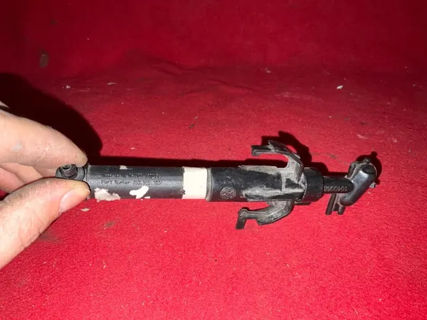 VW Passat B8 Linker Koplampenreiniger OEM 3G0955103A image 6