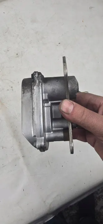 Audi A6 C6 3.0 TDI Actionneur Turbo OEM 059145725J image 7