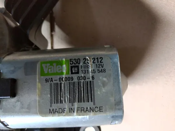 Moteur d'essuie-glace OEM 13145548 pour Opel Zafira B image 6
