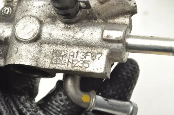 MAZDA CX-7 2.2D Capteur de Température de Carburant image 4