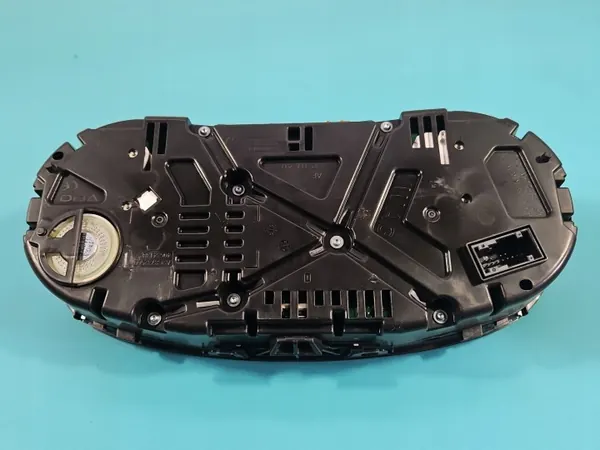 Snelheidsmeter Skoda Fabia III 1.4 TDI 6V0920741C image 5