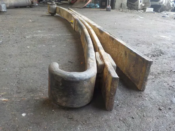 Mola de Lâminas OEM 9743200306 para Mercedes Atego image 4