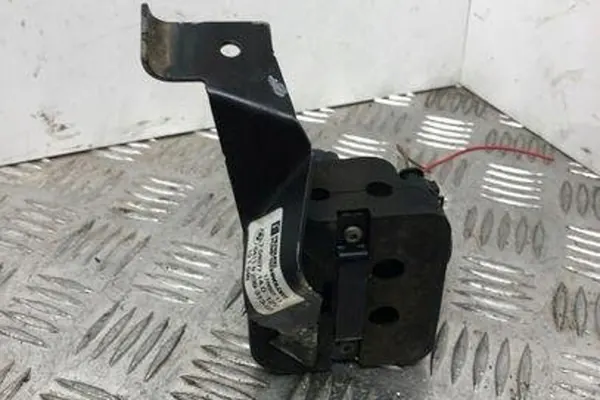 Bomba de circulación de agua BMW 5 (F10) 2.0L Diesel image 3