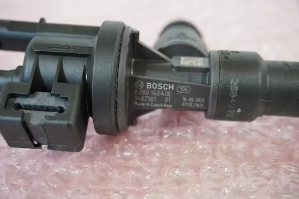 BMW Entlüftungsventil OEM 9487581 für U06 U10 U11 image 3