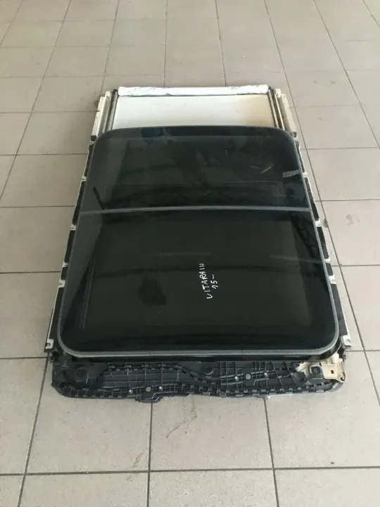 Suzuki Vitara III Panoramadak OEM Compleet Stel image 2