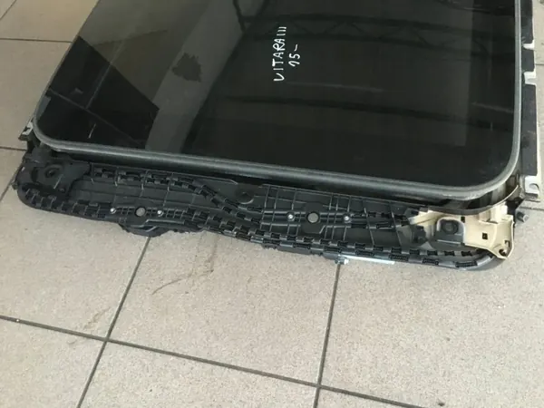 Suzuki Vitara III Panoramadak OEM Compleet Stel image 6