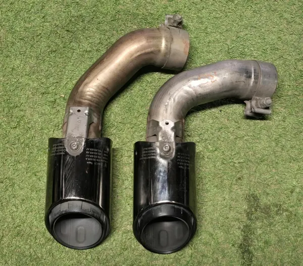Embout d'échappement Porsche OE OEM 9Y0253825A Occasion image 2