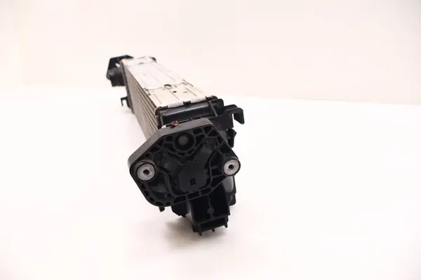 VOLVO XC60 II 2.0 T4 Intercooler 31410892 image 3