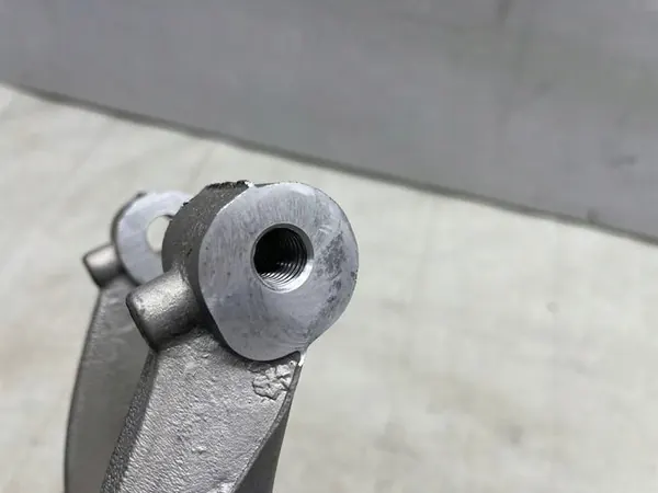 Framfjädringsfäste höger OEM 31681984 Volvo image 5