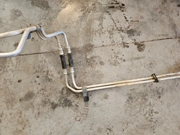 Conduite d'huile boîte OEM 68268594AG pour Ram V image 3