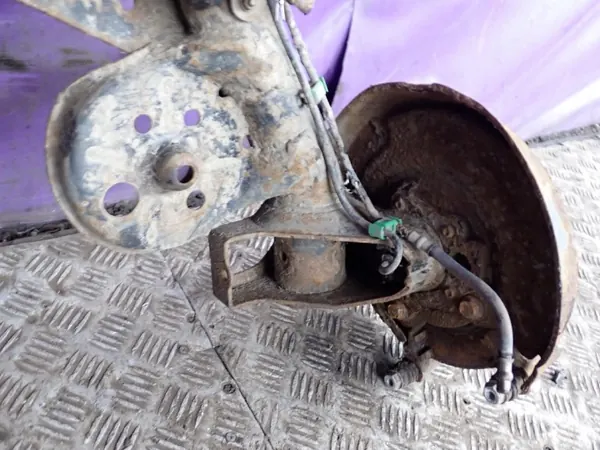 Viga de eje trasero Audi A6 C5 OEM Zawada-389024- image 3