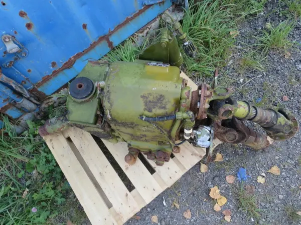 Réducteur de boîte de transfert OEM 81555555756 MAN G90 image 5