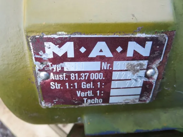 Réducteur de boîte de transfert OEM 81555555756 MAN G90 image 7
