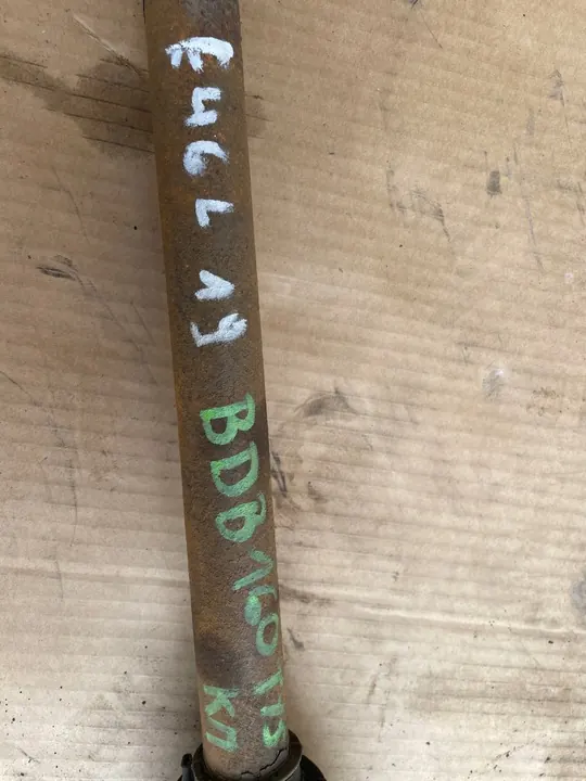 Vänster Bakaxel BMW E46 1.8 B image 3