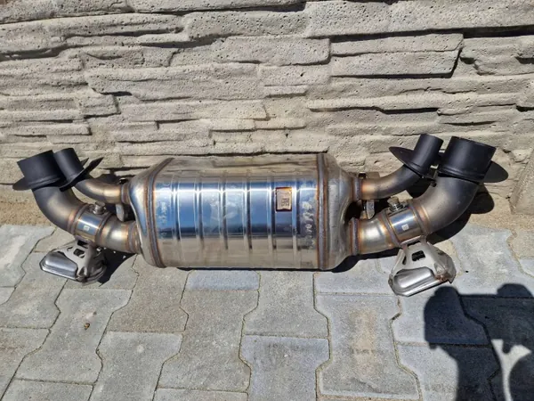 Porsche 911 Turbo 992 Uitlaatdemper OEM 992251055 image 5