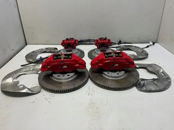 Jeu de disques et étriers de frein BMW X2 U10 2025 OEM 8876821 image 2