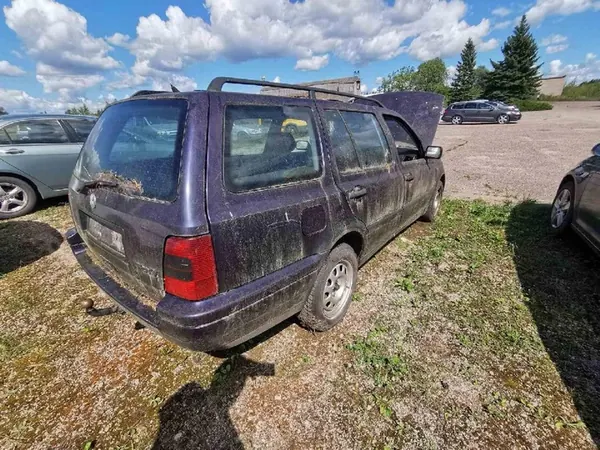 Volkswagen Golf Vesiletku 1997 1.6L 1h0121051b image 9