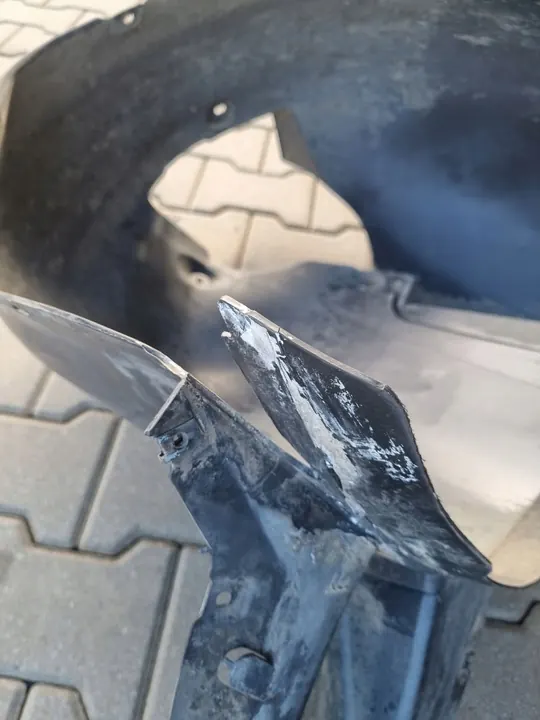 Skoda Superb II Left Front Wheel Arch image 2