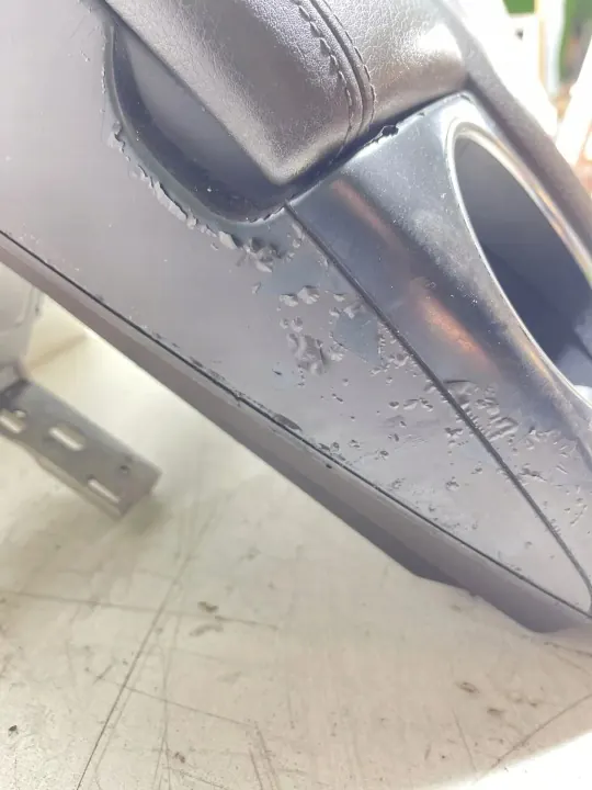 Audi Q7 armstödsfäste OEM 4L1864207/2 image 3