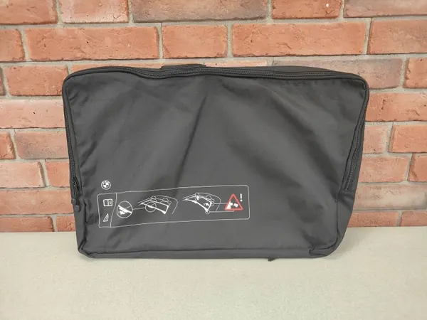 Bolsa BMW 8496837 para deflector G23 - Usado image 2