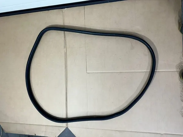 Junta puerta delantera izquierda OEM A0997270300 Mercedes Clase E image 2