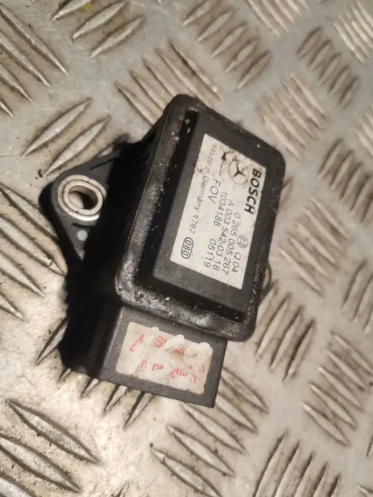 Mercedes-Benz A W169 Snelheidssensor OEM 0035420318 image 2
