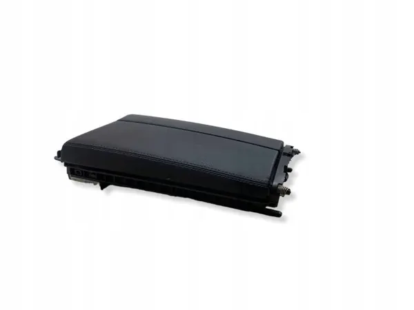 Accoudoir OEM 1271362 pour Mercedes-Benz C W205 2016 image 4
