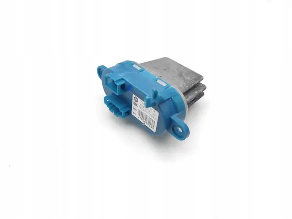 Audi Q7 Blower Resistor 3.0 TDI quattro Diesel 2007 image 3