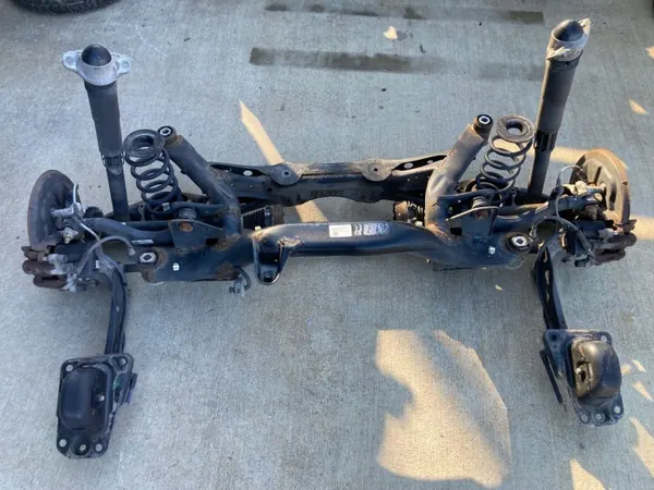 OEM 3Q0505235M Hinterachsschwinge für VW Passat B8 image 2