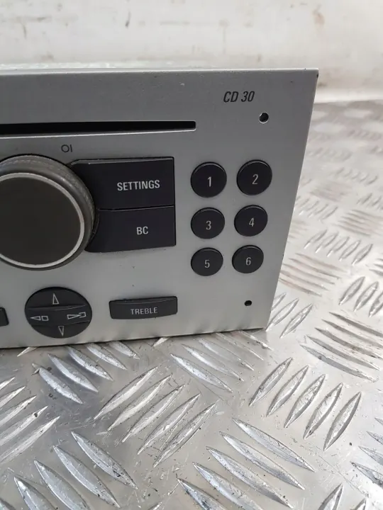 Radio Opel OE 13190855MD - Estado usado image 5