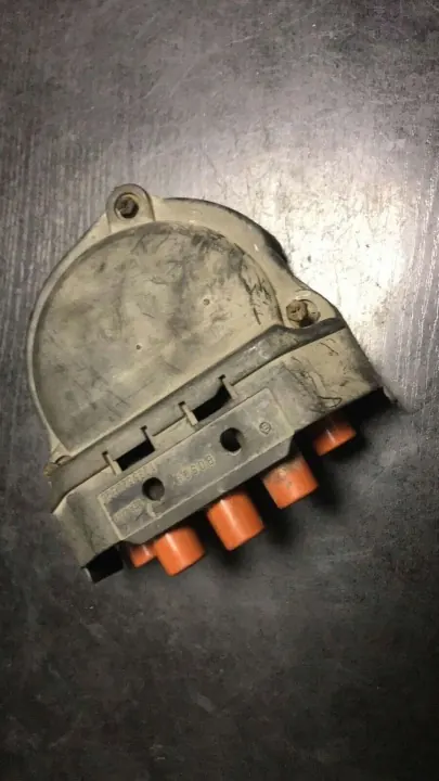 BMW OE 1235522396 Zündverteilerkappe image 2