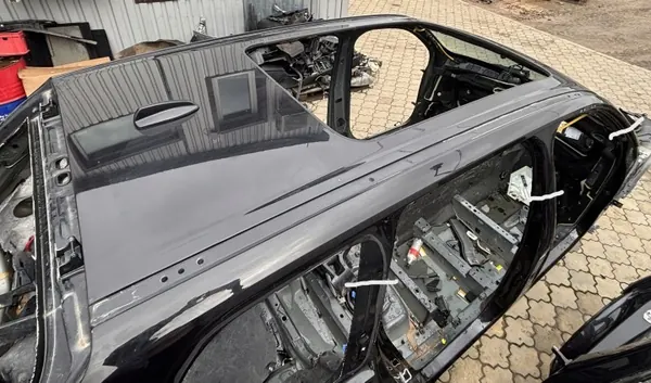 Toit Volvo XC90 OEM LPV18460 - État Utilisé image 2