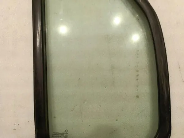 Gebrauchte linke Frontscheibe DOT772AS2M432 Opel Movano image 9
