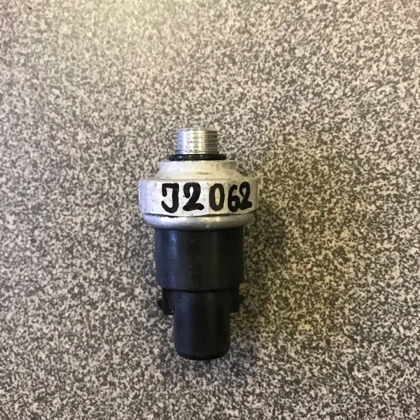 DENSO 443440-0010 R134a ilmastointipainetunnistin image 4