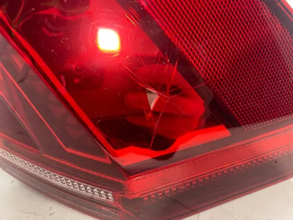 Luz Trasera Derecha VW Tiguan II LED image 3