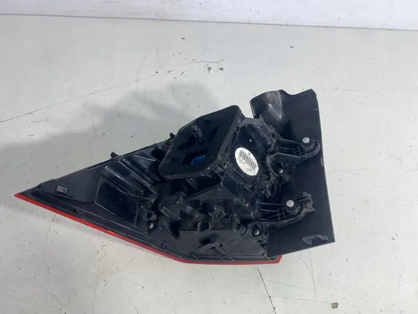 Luz Trasera Derecha VW Tiguan II LED image 7