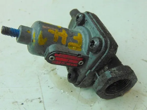 Soupape de Débit Volvo OEM 4341001307 - État Utilisé image 4