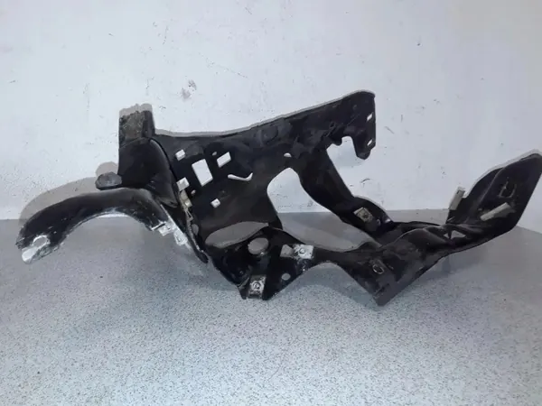 Support radiateur BMW OEM 51717022967 Série 7 image 3