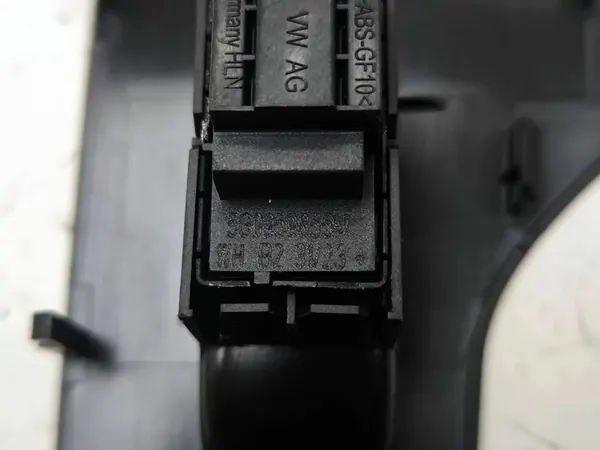 Fensterschalter-Set Cupra Formentor 2023 OEM 5G0959855M image 3