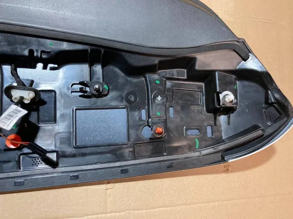 Audi A3 8Y S-Line Heckklappenspoiler OEM 8Y4827933A image 10
