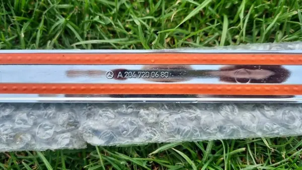 Mercedes-Benz OE A2047200680 rivestimento porta anteriore destro image 3