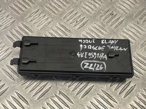 Porsche OE 4KE959107A Kofferbakmodule image 7