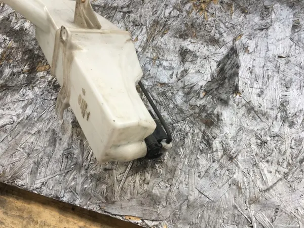 Spolarbehållare OEM 98610-1P000 för Kia Venga image 4