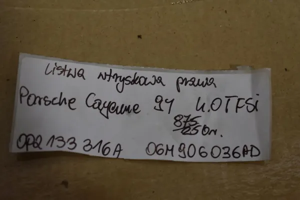 Rampe de carburant droite Porsche Cayenne 9Y 4.0 TFSI image 4