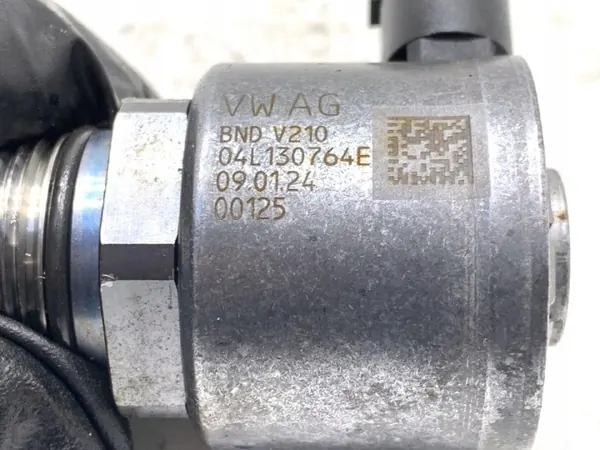 Régulateur de pression carburant OEM 04L130764E Skoda Octavia IV image 4