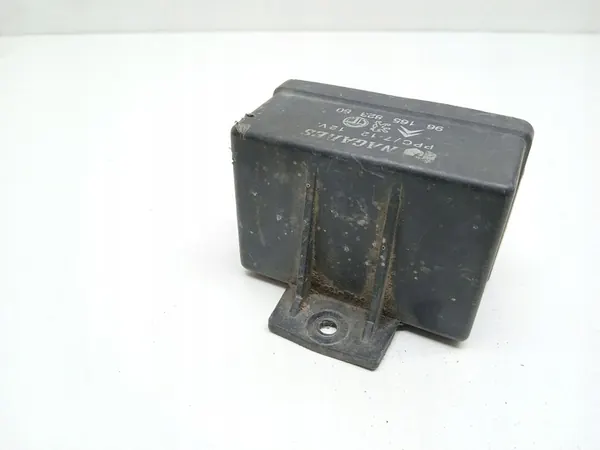 Relä Peugeot Partner 2000 OE 9616582380 image 2